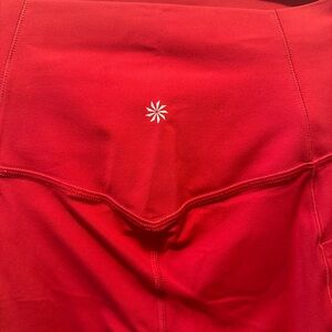 7/8 Athleta Salutation Stash Tight